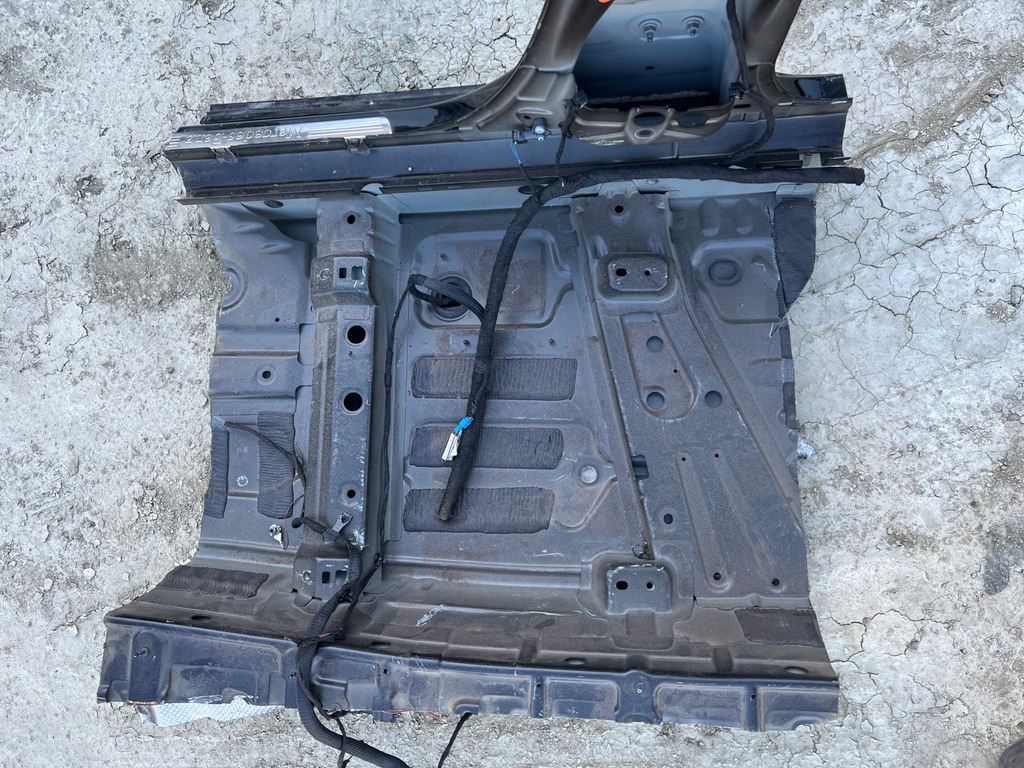 фото №6, Четверть блок двигателя средний правый mercedes a-klasa w177