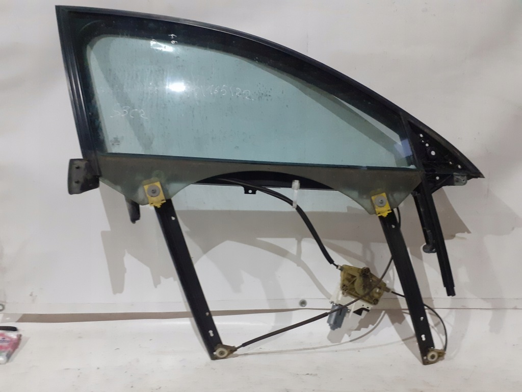 фото №1, Стекло подъемник стекло правый перед audi a6 c6 08-11