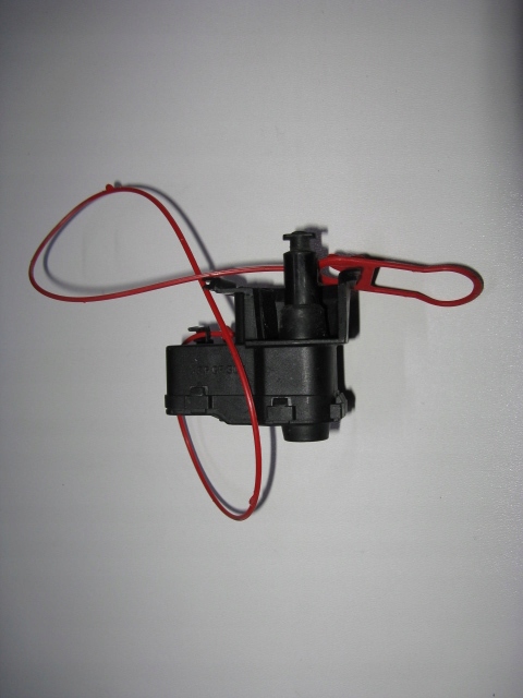 фото №1, Привод крышка заливной топлива audi a5 8t