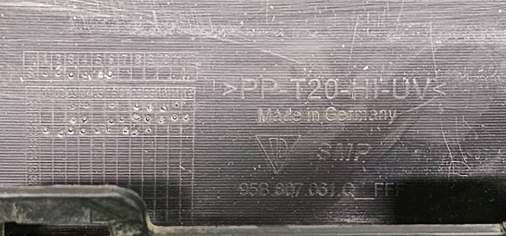 фото №8, Porsche macan 95b 2021 молдинг бампера передний