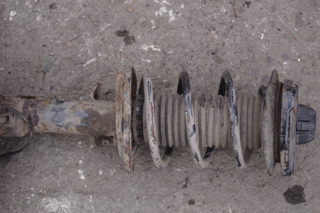 фото №4, Поворотный кулак левый перед mercedes w204