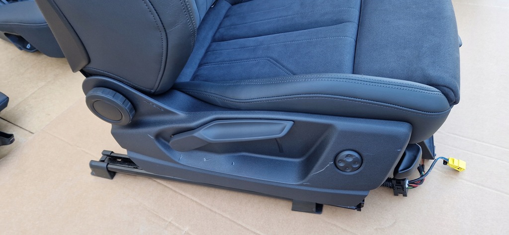 фото №8, Сиденья заднее сиденье audi q5 lift 80a кожа alcantara электрика подогрев jak nowe