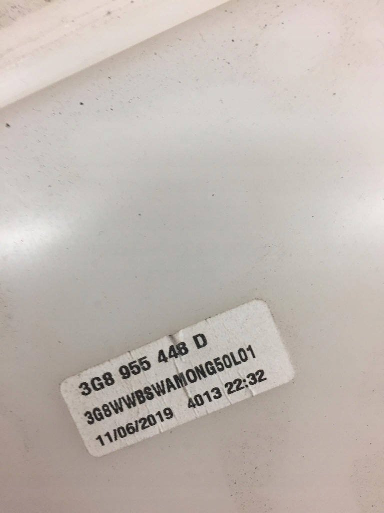 фото №6, Volkswagen оригінальний номер 3g8955448d