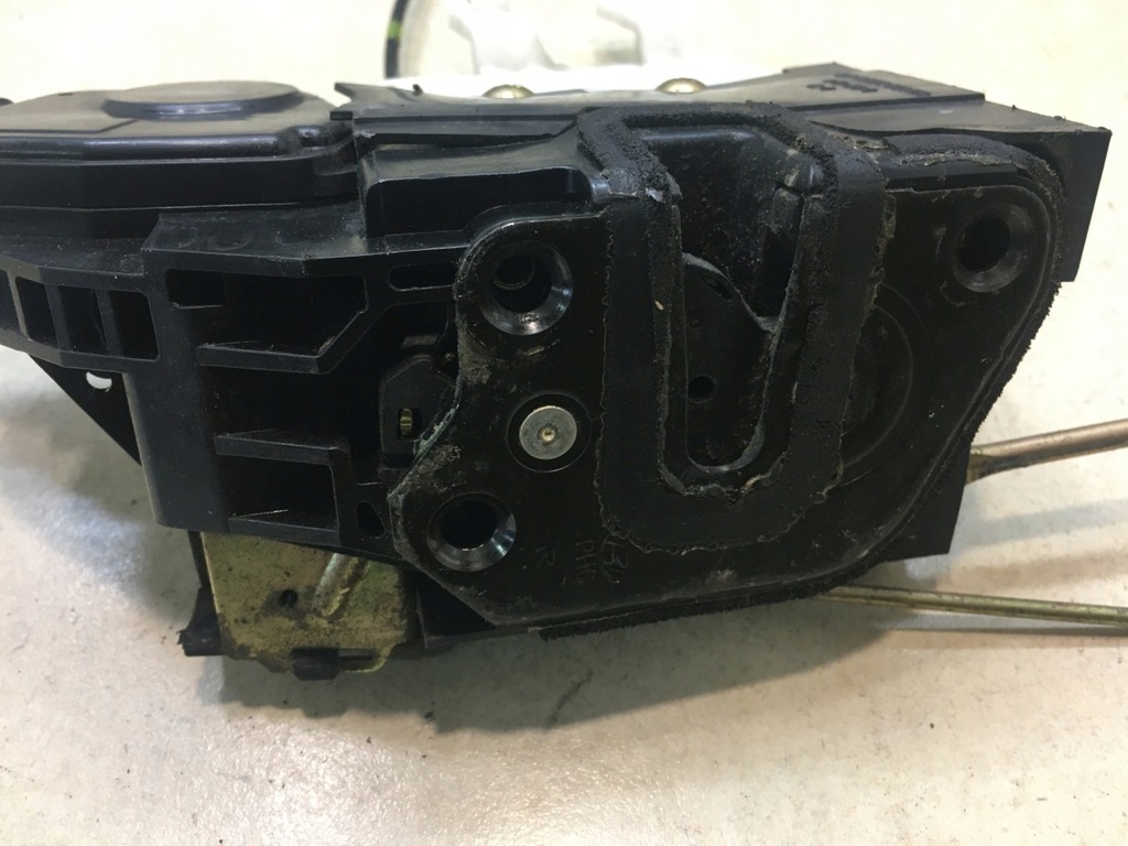 фото №7, Замок дверь правый перед santa fe i 5 pin