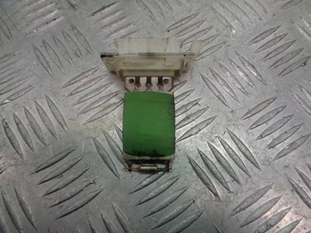 фото №1, Резистор резистор вентилятор fiat croma ii 1.8 16v