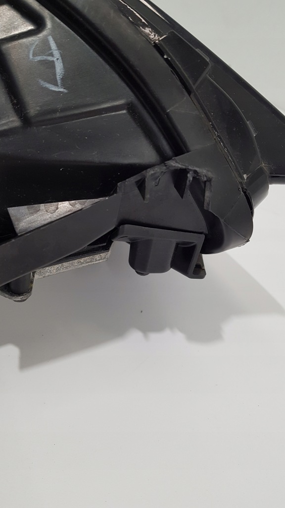 Купить Tesla 3 3 фара левая перед led хорошее состояние