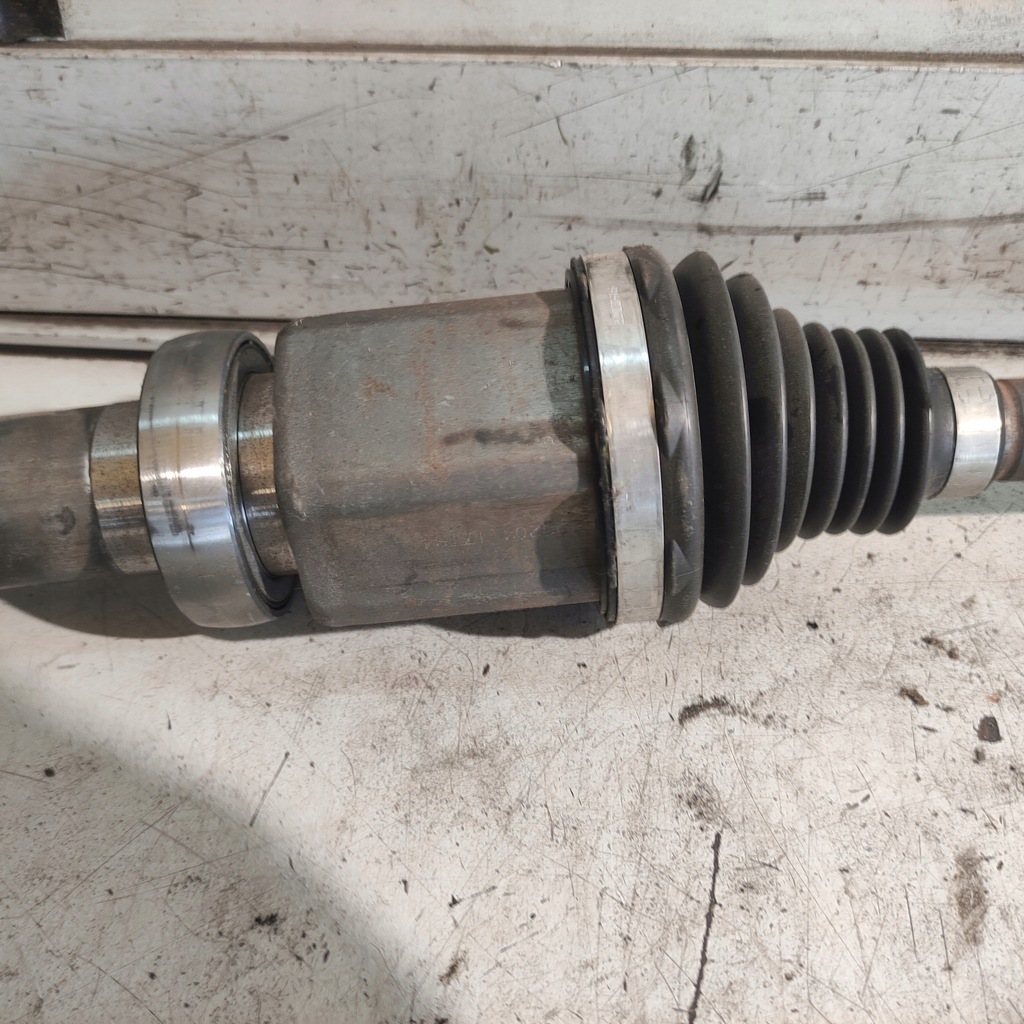 фото №4, Ford kuga mk3 2.5 fhev приводной вал правая длинная