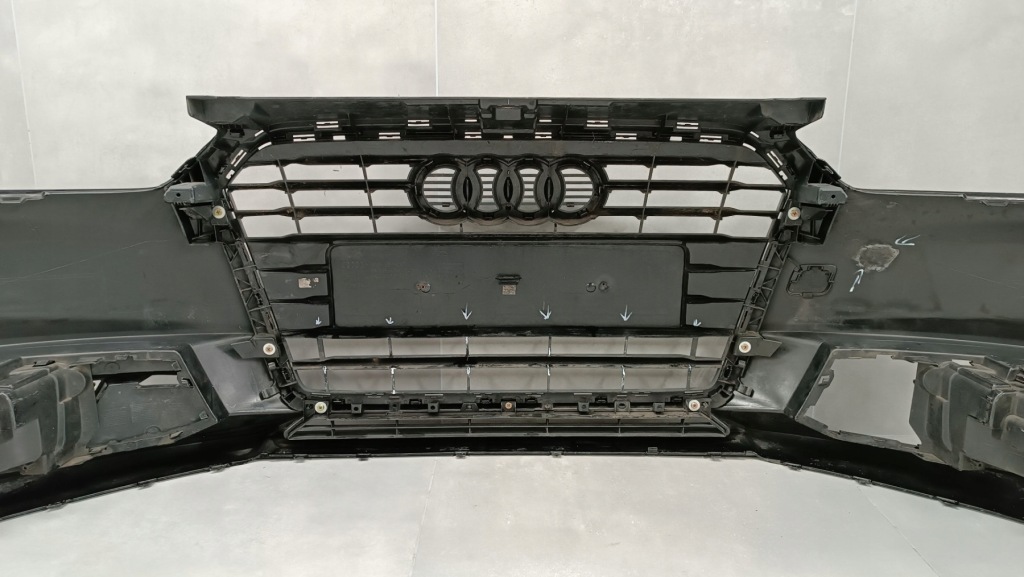 Бампер перед передний audi a1 рестайлинг  s-line 8xa 14-18 / + противотуманная фара x 2 Оригинал