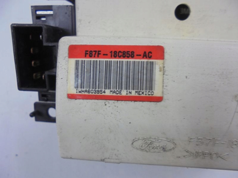 фото №8, Ford explorer ii панель обдув задняя f87f-18c858-ac