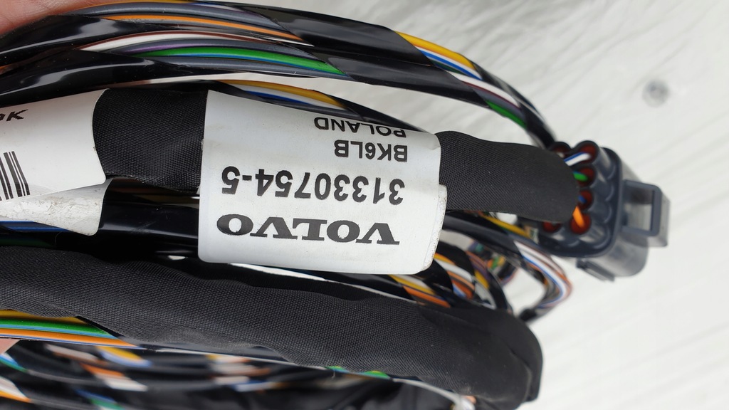 фото №7, Жгут электропроводка volvo 31330754-5 31330752-4 pdc
