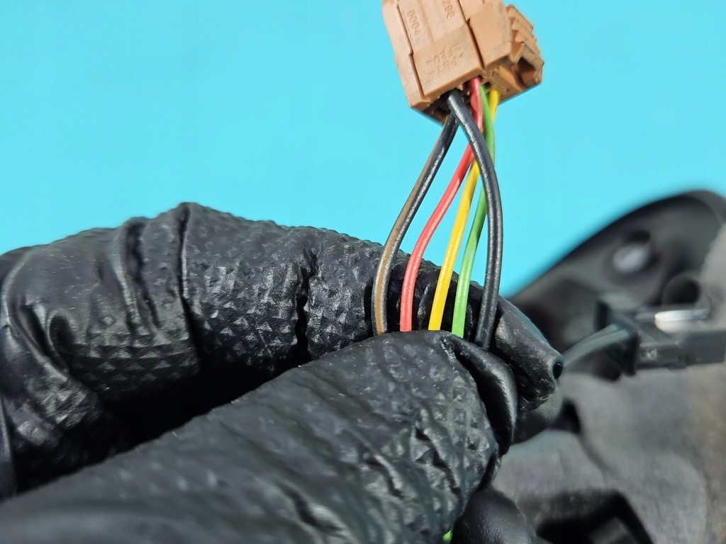 Дзеркало праве 5+2pin 7pin citroen c-elysee ii 12- сріблястий ezrc європа Оригінал