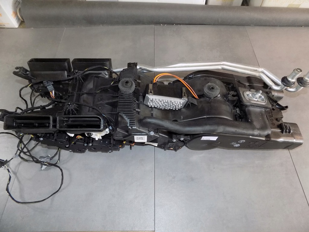 фото №1, Audi s8 a8 d4 обігрівач задня 4h0820004c