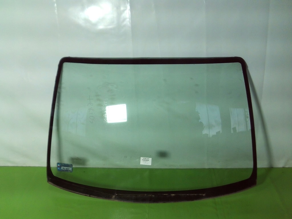 фото №1, Daihatsu terios i 2002 r стекло передняя