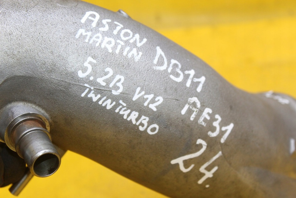 фото №10, Труба воздухозаборник воздуха aston martin 5.2 b v12 twin turbo db11 hy53-9e770-aa
