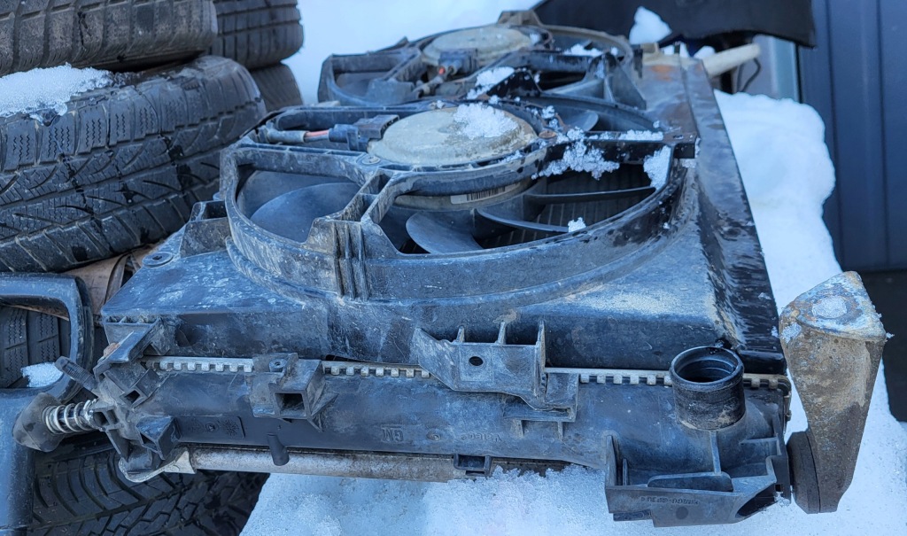 Радиатор воды кондиционер вентиляторы opel signum vectra c 2.2 direct оригинальный номер европа Цена