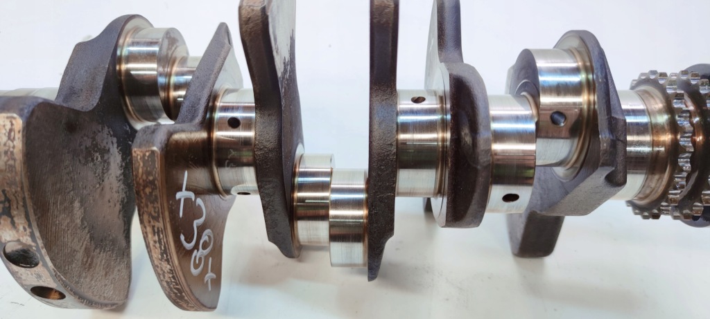 Wał колінчастий audi a6 c6 c7 a8 d3 2.8 fsi bdx chv 06eq 06e101q 38 Оригінал