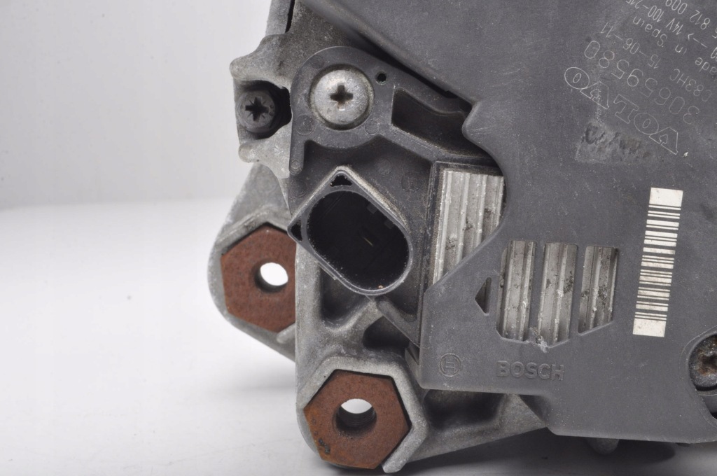 Volvo s60 v60 2.0 16v d4 190km генератор 30659580 Зі Шроту