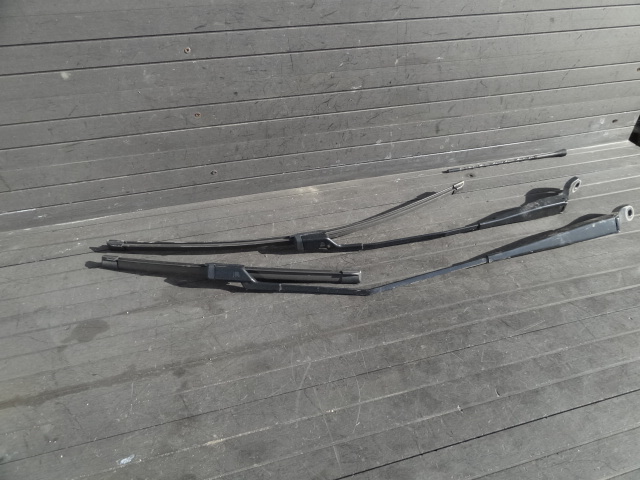 фото №1, Citroen c3 iii 2016 важелі двірник перед kpl