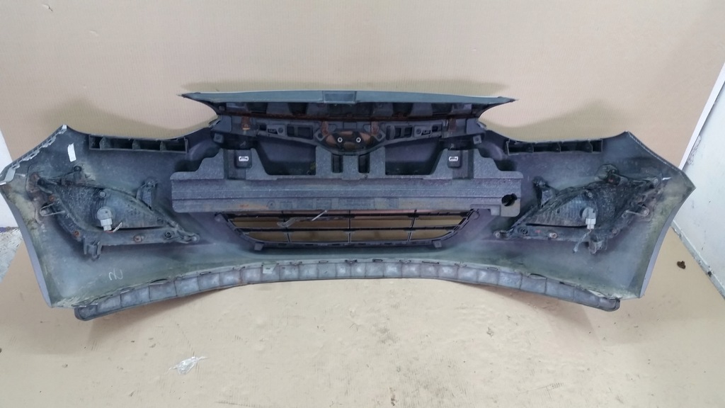 фото №11, Hyundai i20 i lift 12-15 бампер перед передний sag urwane крепления