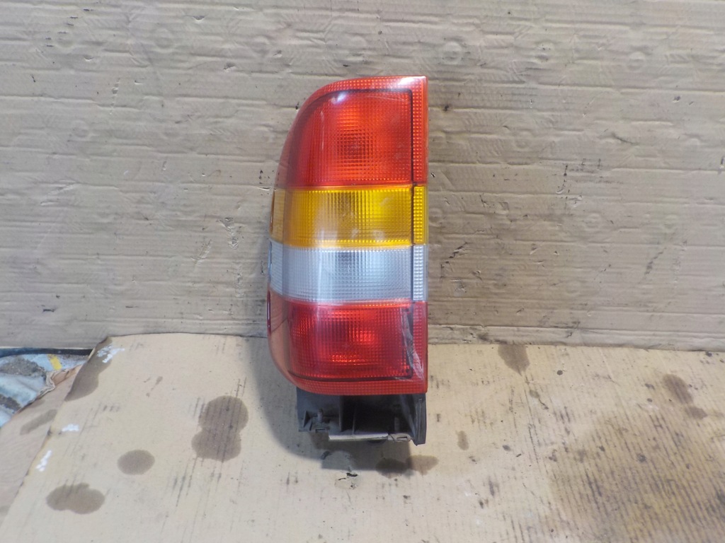 фото №1, Лампа левая задняя, opel frontera