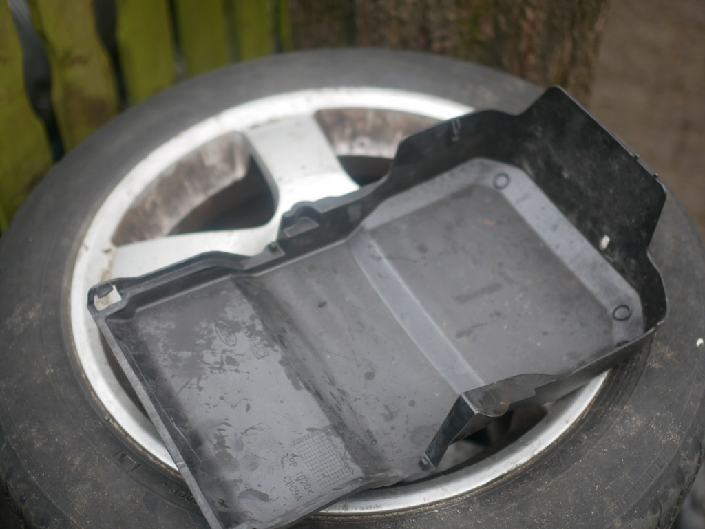 фото №1, Ford focus mk2 захист акумулятор 4m5110a659bc оригінальний номер