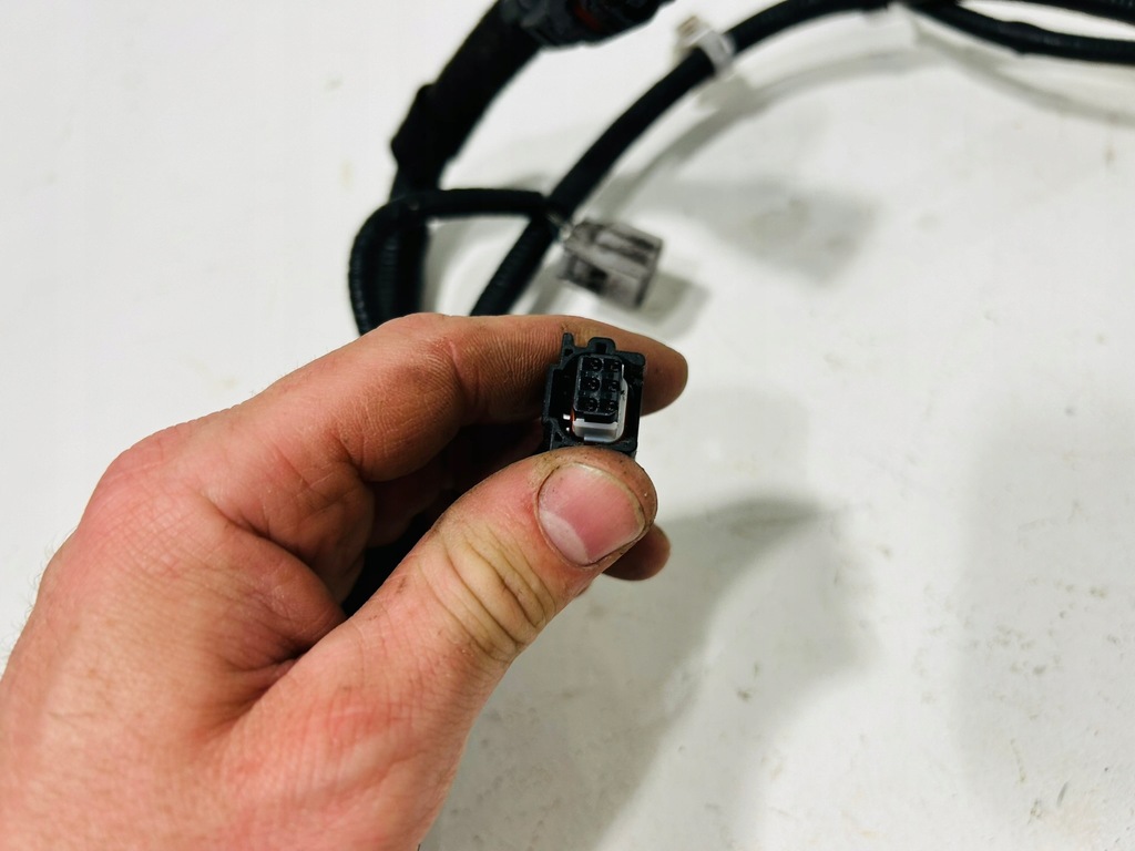 фото №8, Corolla e21 хетчбек джгут електропроводка датчиків паркування pdc задня задня