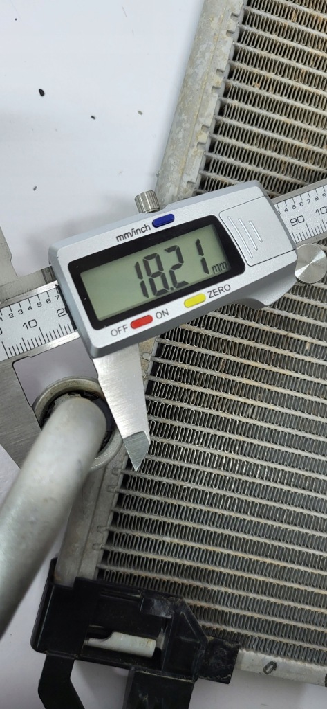 Купить Yaris iii рестайлинг  16- радиатор воды кондиционера + вентиляторы 1,33 бензин