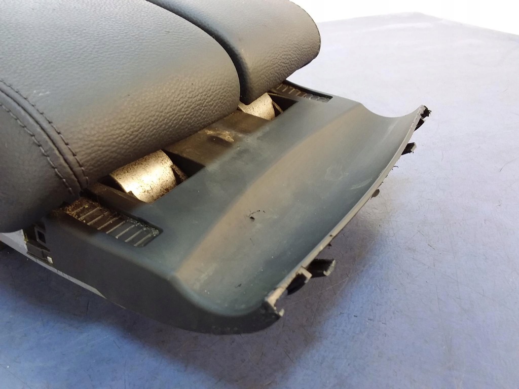 фото №9, Audi a8 d4 подлокотник 4h0864206