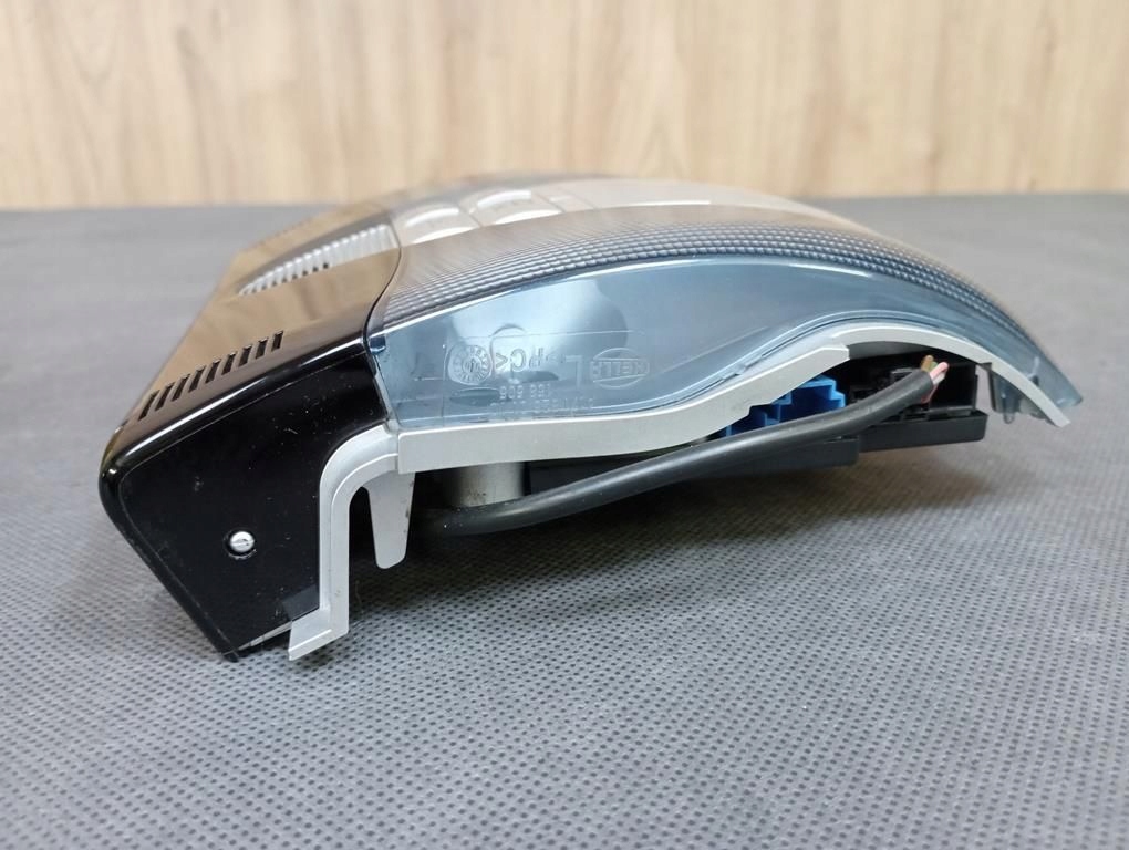 фото №4, Mercedes slk r171 лампа освітлення салону a1718201401