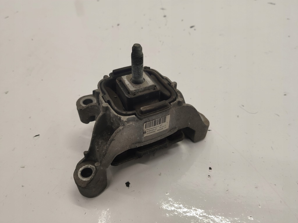 фото №1, Кронштейн подушка двигуна mini r60 r56 1.6d 6784355