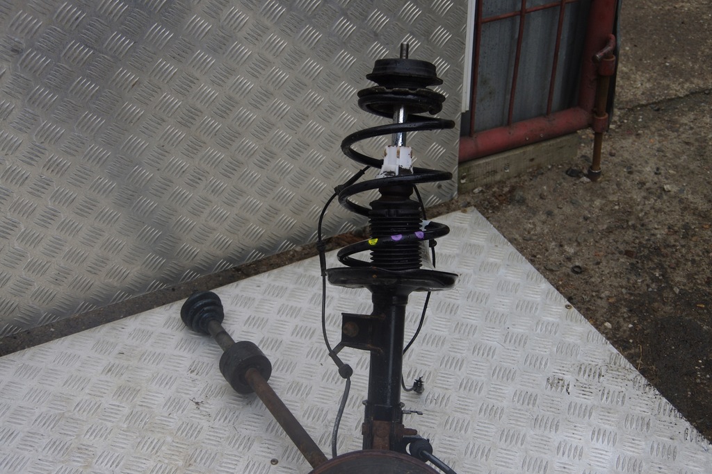 фото №5, Поворотний кулак важіль амортизаторна стійка fiat 500 1.4 100hp важіль