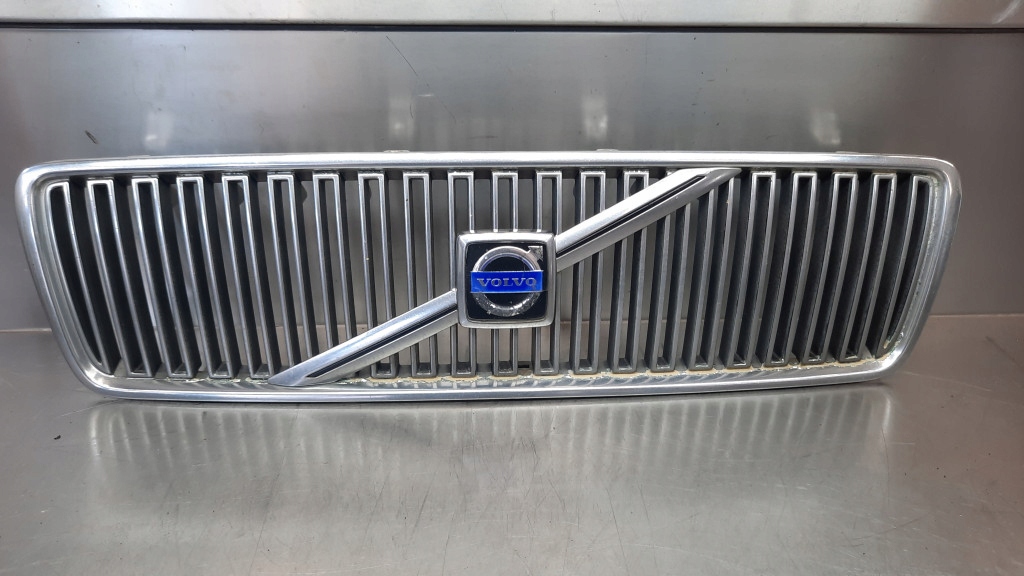 фото №1, Решітка радіатора решітка радіатора 9178087 volvo s80 98-06r