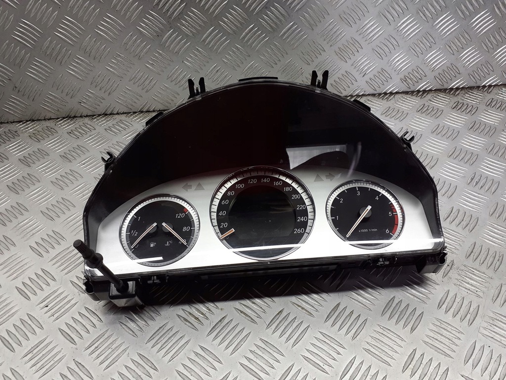 фото №1, Лічильник прилади mercedes w204 2.2 cdi a2045404548