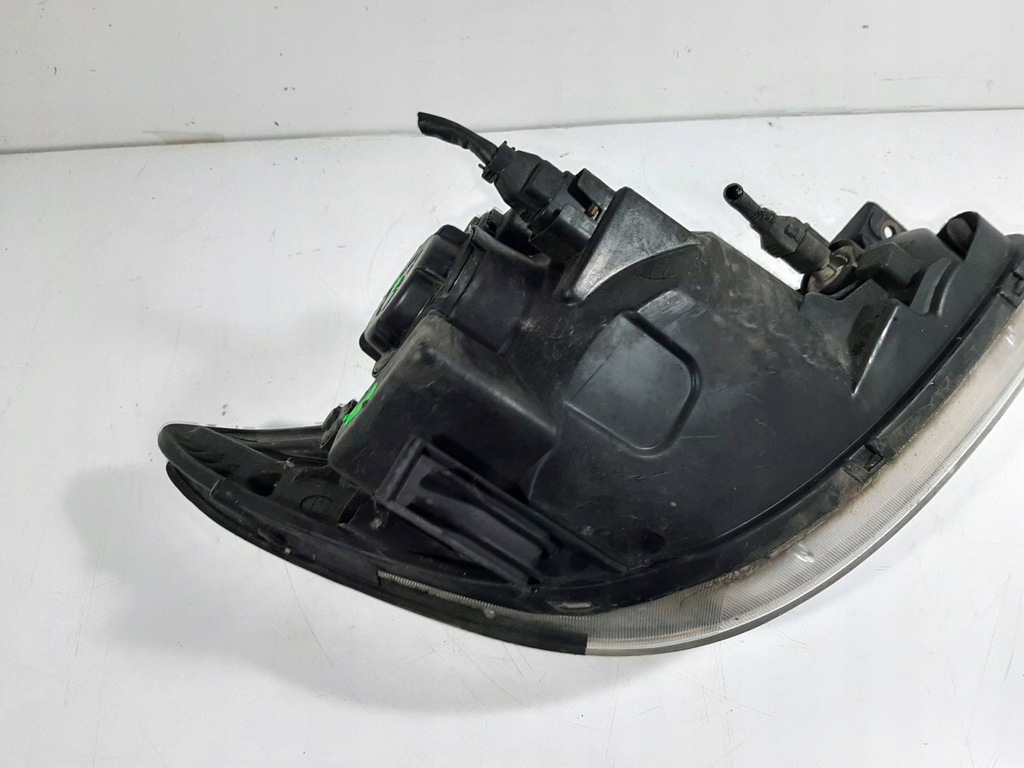 фото №11, Hyundai getz 1.5crdi 06r лампа левый перед 92101-1c500