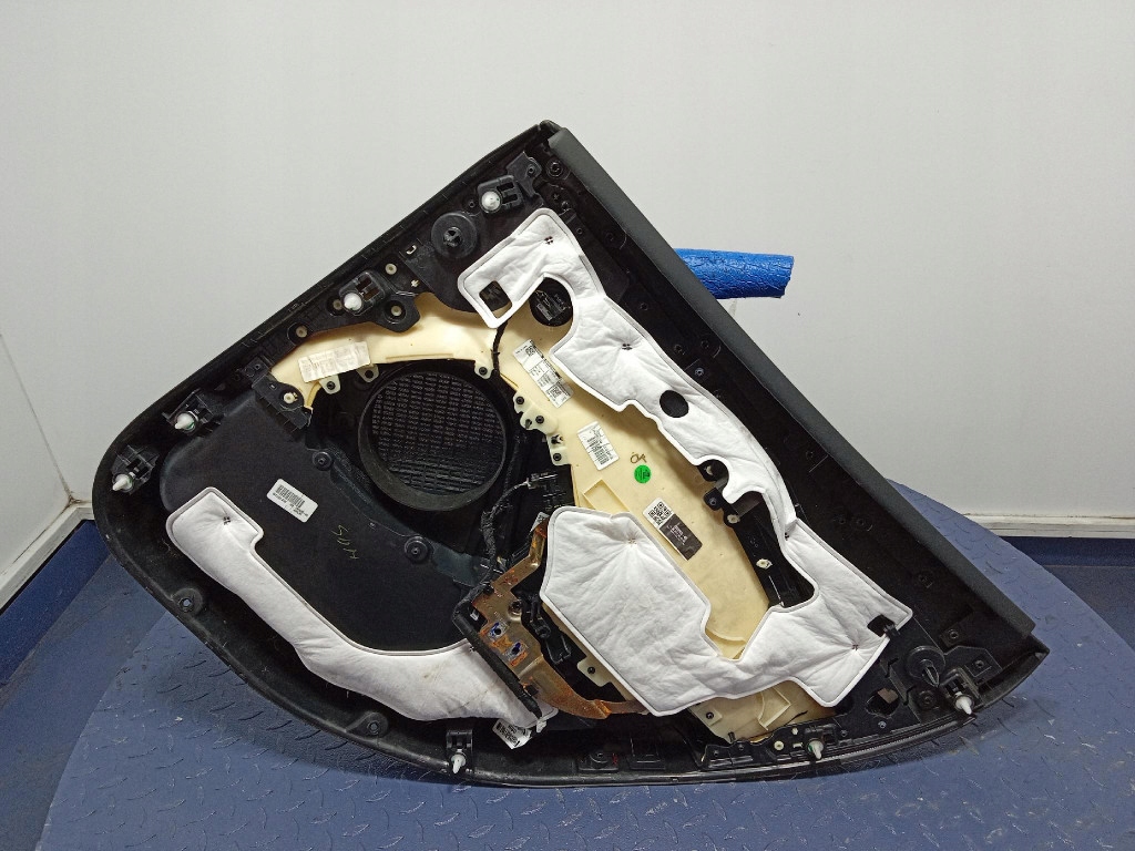 фото №5, Ford mustang mach-e обшивка обивка дверь левый задняя