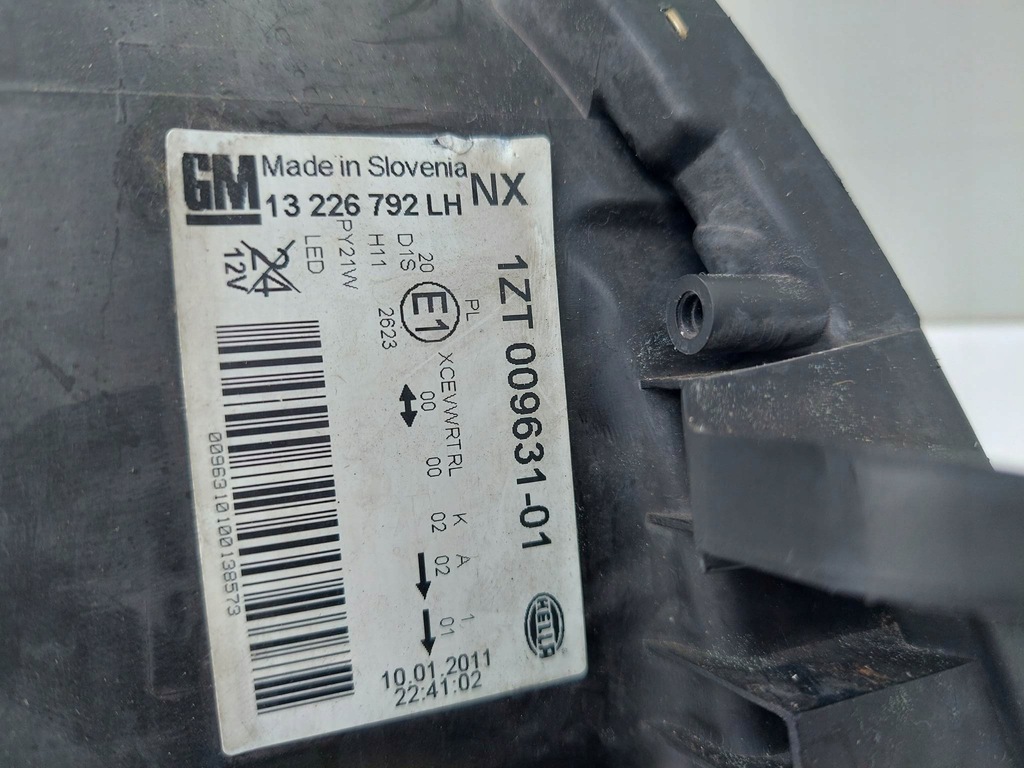 фото №12, Opel insignia a лампа левая перед ксенон led