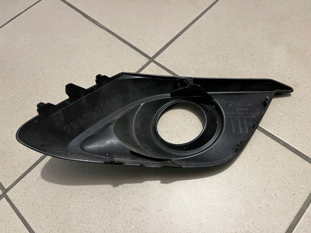 фото №11, Решітка бампера права перед mazda iii 3 bm 13-