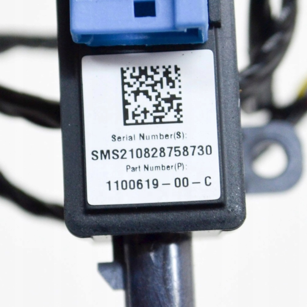 Tesla model 3 2021 правая сторона камера на крыле боковой с Разборки