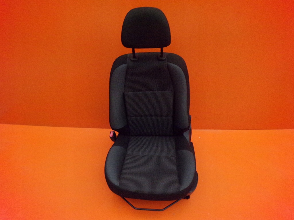 фото №1, Сиденье левый обшивка peugeot 207 lift 10r