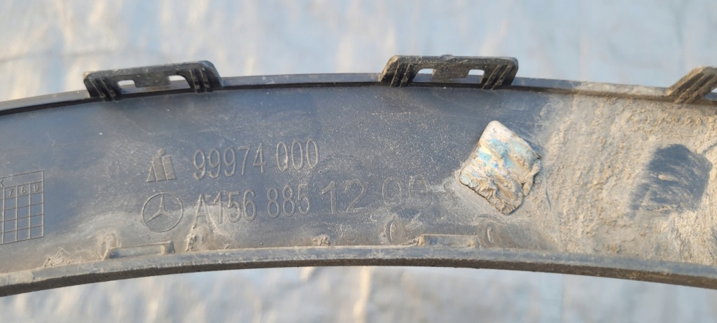 Купить Молдинг накладка крыла правый задний  mercedes w156