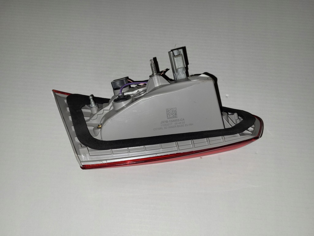 фото №5, Ford focus mk4 лампа задняя задняя крышка багажника