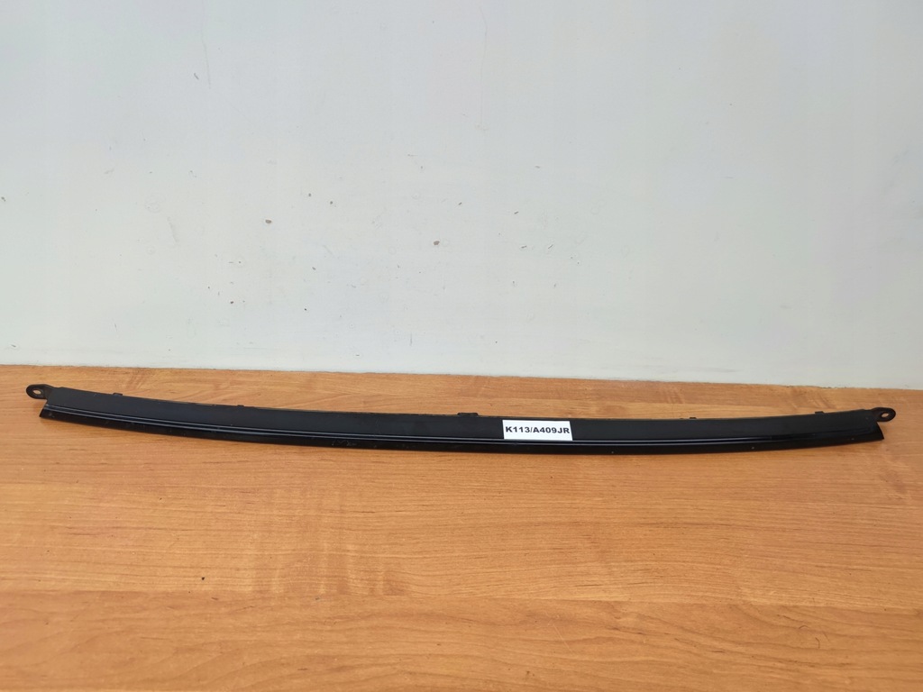 фото №1, Łada vesta молдинг решётка перед бампера оригинал