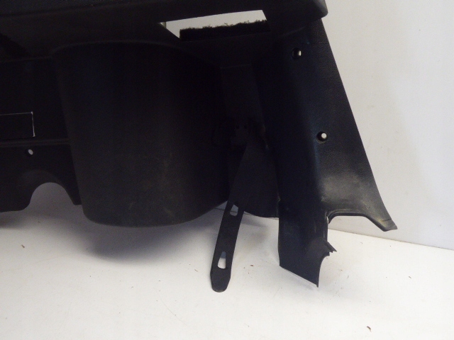 фото №9, Corsa c обшивка кронштейн полиця задня обшивка праве 3d