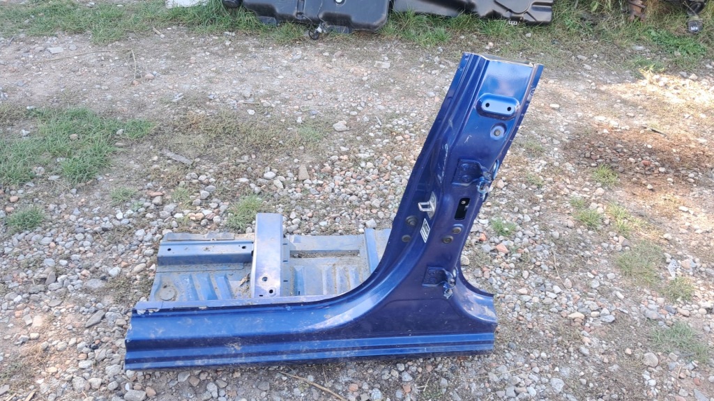 фото №1, Dacia sandero iii поріг блок двигуна лівий середній terqh