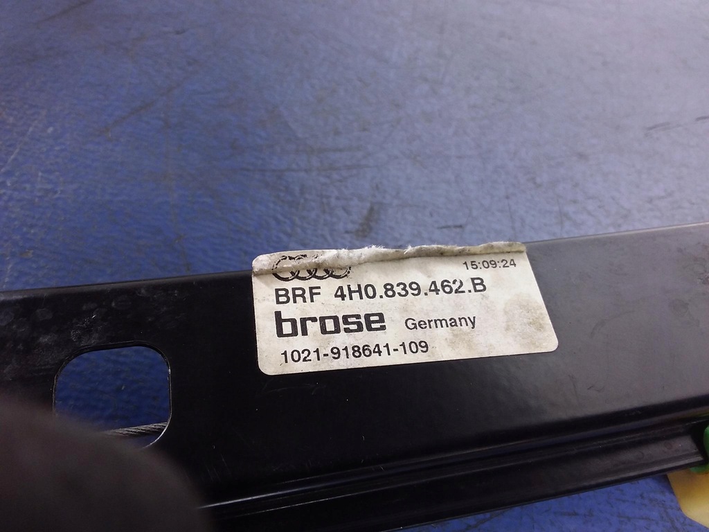 фото №4, Audi a8 d4 подъемник стекло задняя правый 4h0839462b