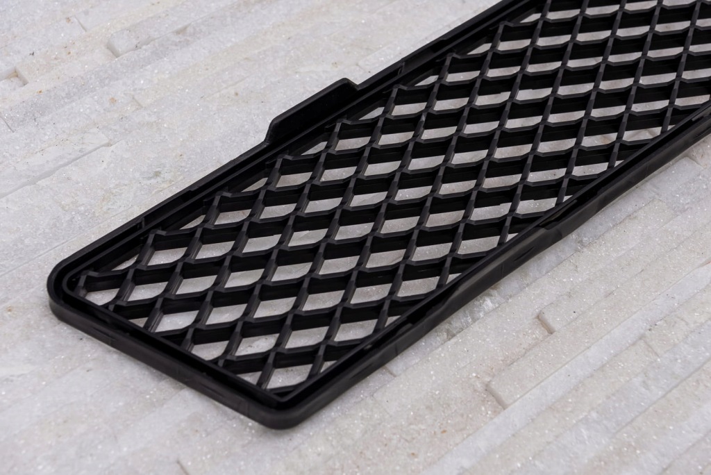 Mercedes r w251 решётка бампера середина a2518850953 Цена