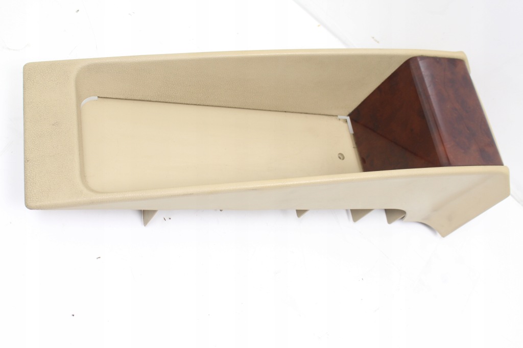 Купить Полка задняя пепельница mercedes 124 coupe