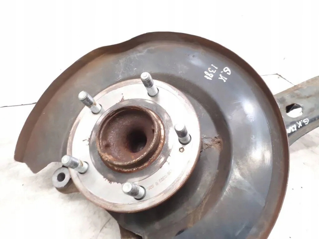 Поворотный кулак задняя левая fiat freemont 345_ 04779908ab 1.96l дизель 2013 Недорого