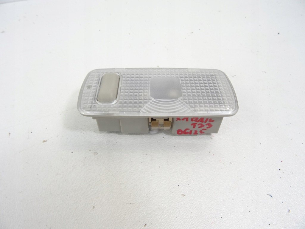 фото №1, X-trail iv t33 1.5 vc-t освітлення салону лампа