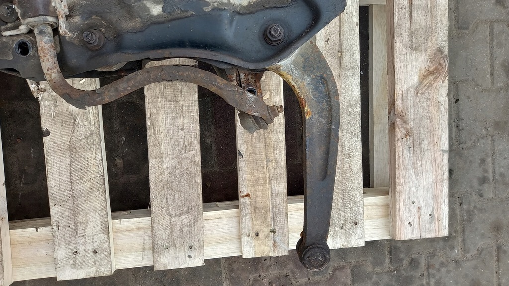 фото №5, Підрамник перед peugeot 206 03r hb